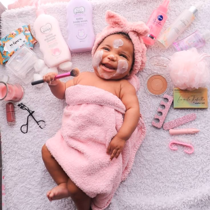 What are creative ideas for new born baby?