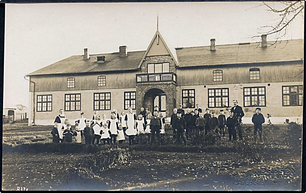 Er der stadig børnehjem?