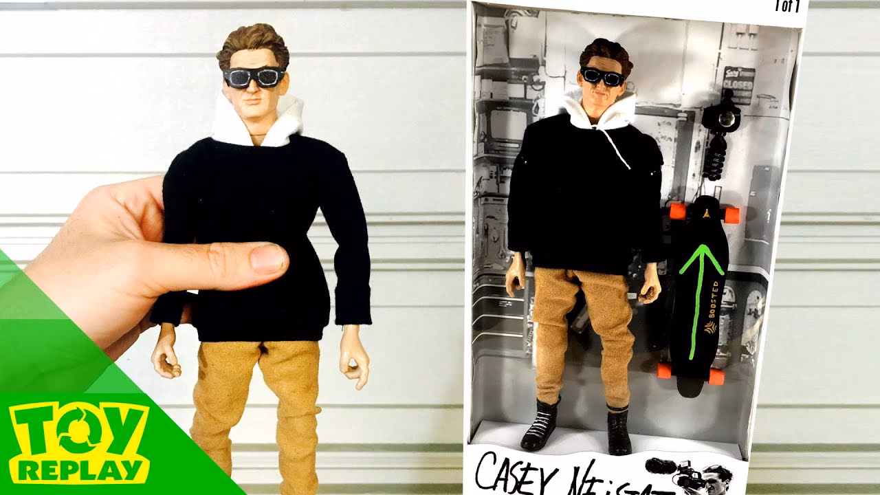 Does Casey Neistat edit his own videos?