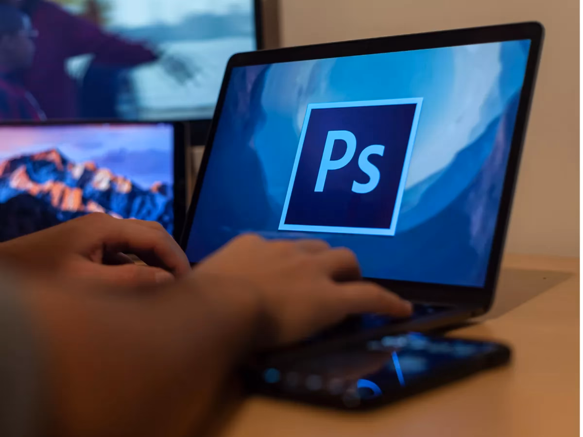 Czy Adobe jest bezpłatne dla programu Photoshop?