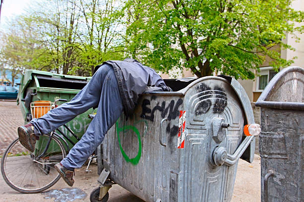 What days should you dumpster dive?