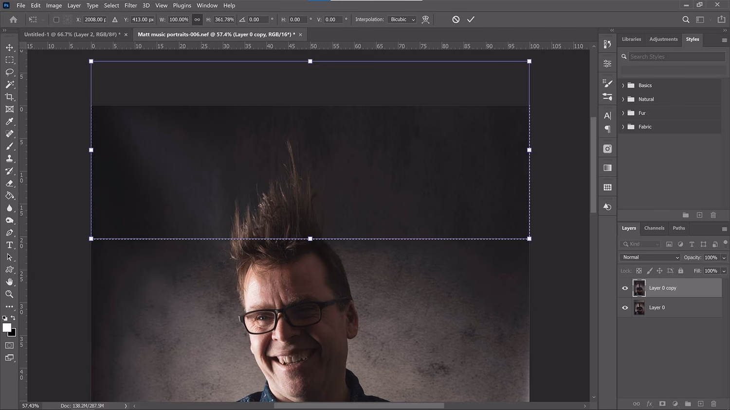 How do you extend size in Photoshop?