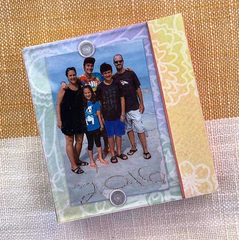 What is the strongest decoupage glue?