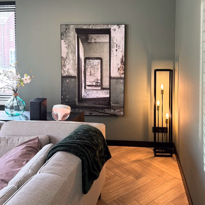 Hoe foto's ophangen op de muur?