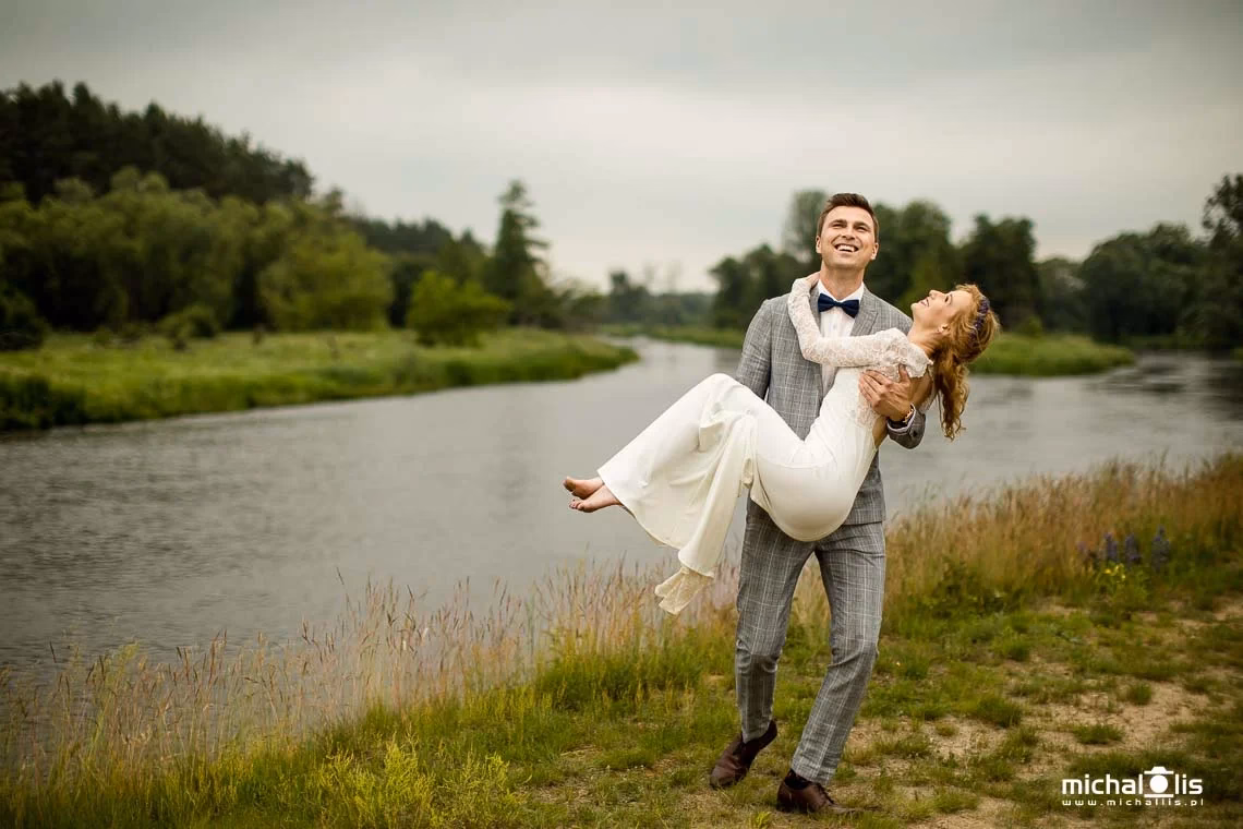 Ile fotograf bierze za sesję w plenerze?