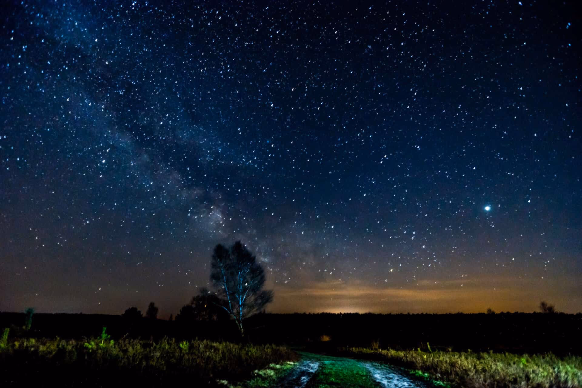 Wie fotografiert man den Himmel in der Nacht?