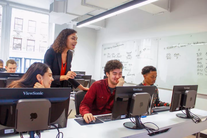 How much does a Photoshop course cost?