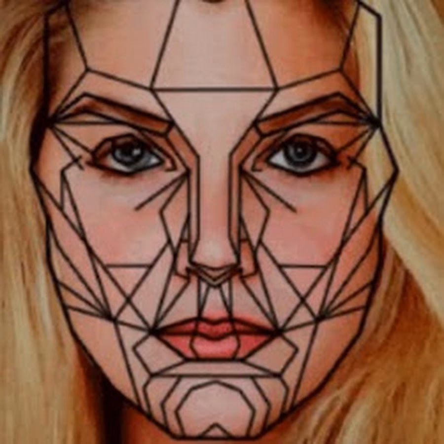 What is the difference cosmetic surgeon and plastic surgeon?